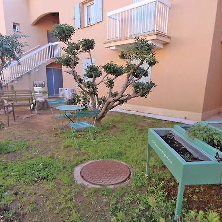 Boucanniers Apartman *
